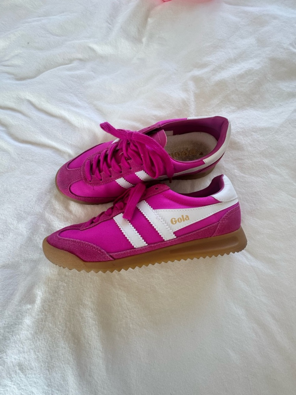 Gola Women's Magenta Retro Runner Sneakers with White Stripes